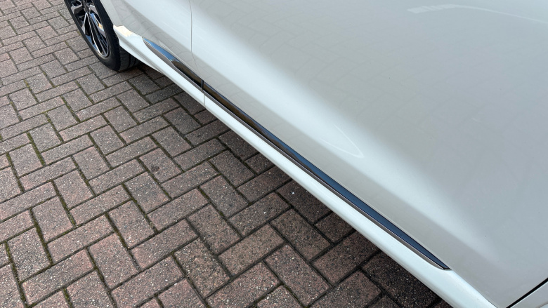 Ford Puma 1.0 EcoBoost Hybrid mHEV 155 ST-Line Vignale 5dr Petrol Hatchback